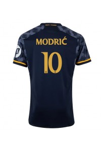 Fotbalové Dres Real Madrid Luka Modric #10 Venkovní Oblečení 2023-24 Krátký Rukáv